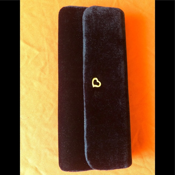 🔥$10 VICTORIA SECRET🔥 - Picture 1 of 4